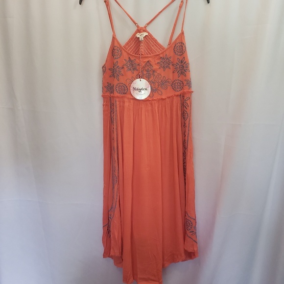 Sun dress/bathing suit cover - Picture 3 of 7